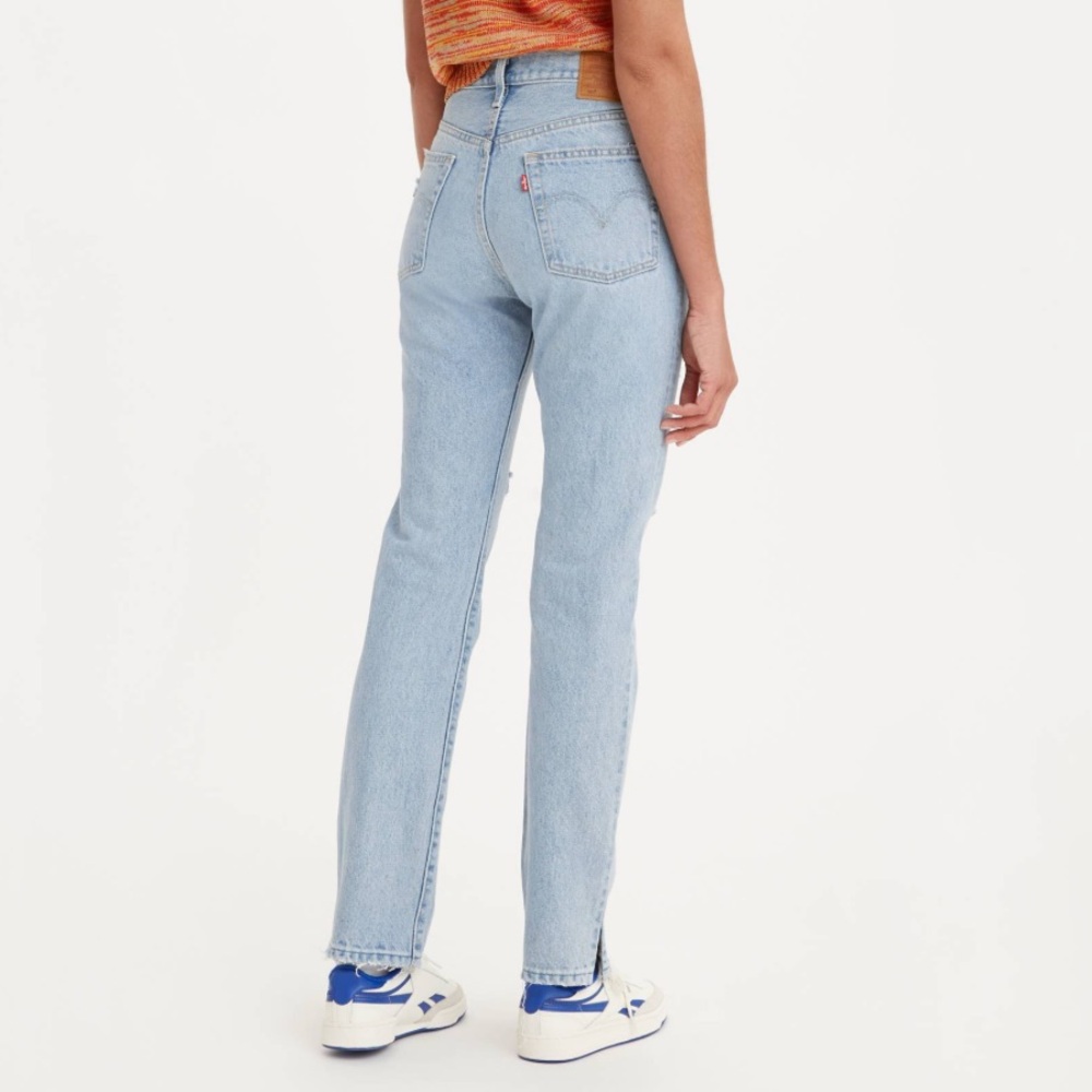 501 modern women’s Levi’s size 33x30